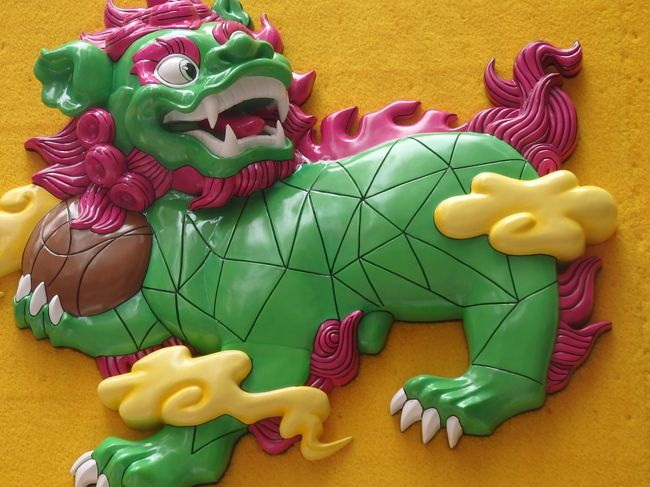 SPCAは、以前は銅羅湾とかチムサアチョイでテント出してたんだけど、最近全然見つけられません。猫柄の傘欲しいんだけどなぁ