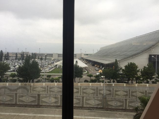 ほぼ定刻に台北桃園空港に到着です。