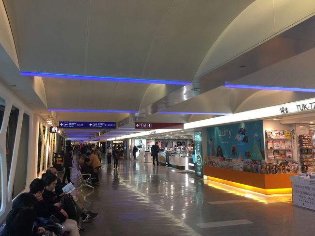 日本からの便はT2に到着するとなっていましたが、今回はT1に到着しました。