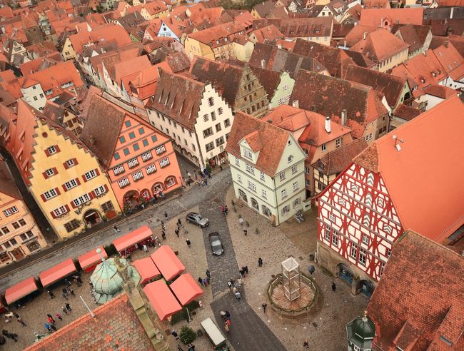 オレンジ屋根が広がる。。<br />魔女の宅急便の世界♪