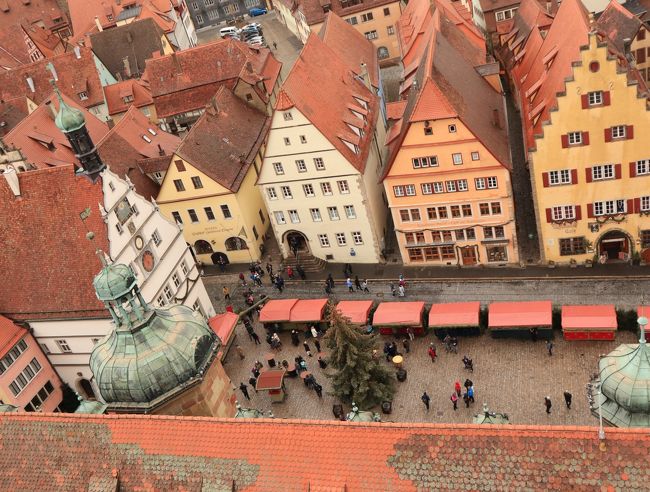 上から見るマルクト広場も美しい。