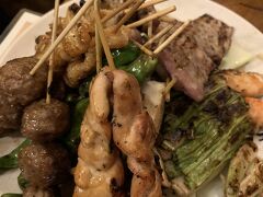 そのままイーストヴィレッジに足を伸ばし、ネットで調べた日本料理屋さん・Yakitori Taishoへ。
もうとっても、日本の居酒屋さん。
2人で食べて飲んで、チップ込みジャスト100$でした。
ニューヨークではかなり安い方だと思う！

今日はたくさん歩いたのでホテルでぐっすり。
以上、3日目でした！
