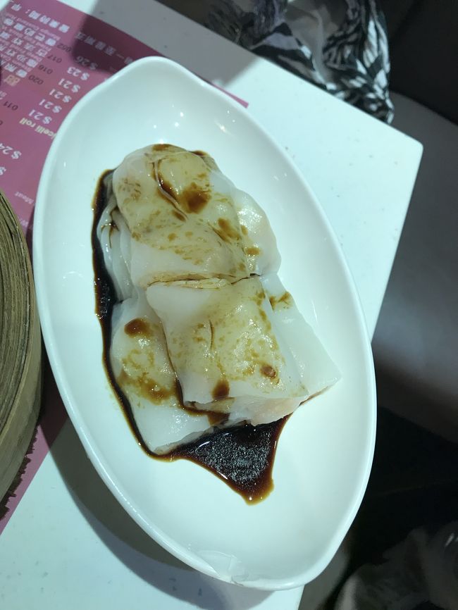 米粉のチョウフン。<br />ここでギブアップ。<br />これだけ食べて2,000円程度。<br />これだけ美味しくて安いって、どういうことよ！<br />香港に来た際は再訪決定です。