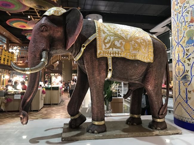 象の像。雄…そこまで細部にこだわる？