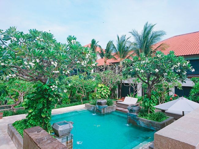 「Fairmont Sanur Beach Bali」<br /><br />ここのプールは人が少ないのでプライベート感覚になれるかも。