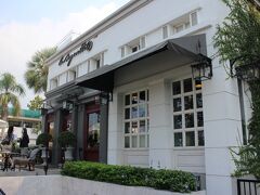 【La Baguette Phratamnuk Hill Jomtien】
ケーキ美味い店で有名。
ジョムテン店に行きました。

地図表示はパタヤ市内店
行った店は、ジョムテン店。