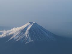 座席からは綺麗な富士山が見えました。