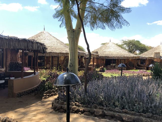 13時 アンボセリ ソパ ロッジ着 