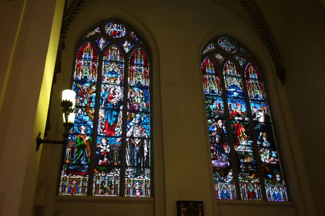 大聖堂のステンドグラス