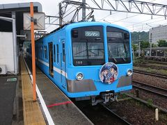 近江鉄道の中心駅のひとつ、彦根駅で乗り換え。次の電車は元西武101系でした。まだ、多摩川線や多摩湖線を走っていますが、兄弟は上信電鉄や流鉄で元気に走っていますね。