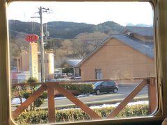 小野上温泉駅。
温泉があるのですね。
四万温泉、草津温泉、万座温泉と有名な温泉がこの沿線上にあります。