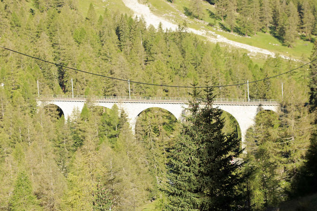 スイス3日目 世界遺産レイティッシュ鉄道アルブラ線でランドヴァッサー橋を通りクールへ クール スイス の旅行記 ブログ By Kiyoさん フォートラベル