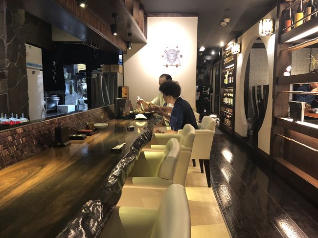 口開けなので、パラパラ<br /><br />この後15分後には、満席に！<br /><br />コレも前回と同じ