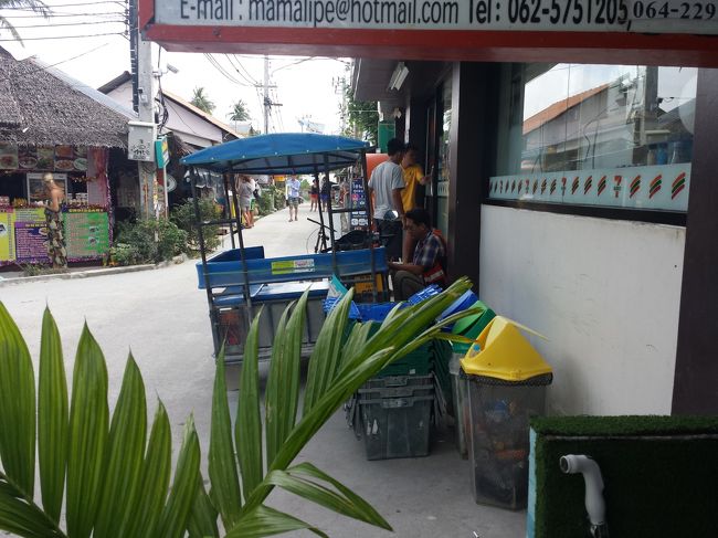 午後は昨日行ったサンセットビーチへ