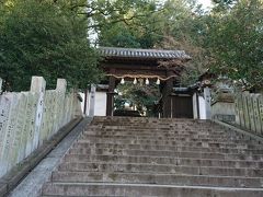 東雲神社です。「しののめじんじゃ」と詠むそうです。なかなか立派な階段があるのでいい運動になります。