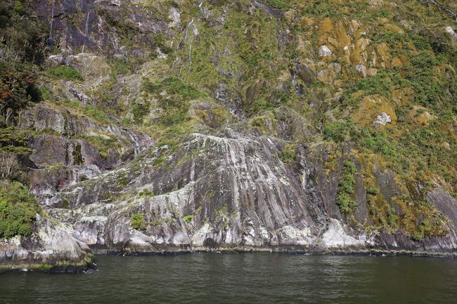 ここから銅が発見されたようですが、あまりよくわからなかった。