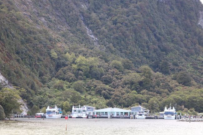 クルーズターミナルが見えてきました。