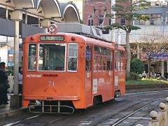 松山市駅からホテルまでは歩けない距離でもありませんが、2日間、伊予鉄乗り放題切符を買ったので、市内電車を利用します。降車駅は西堀端です。