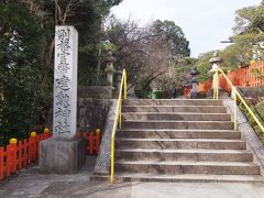 建勲神社は船岡山という小山の上に位置しています。