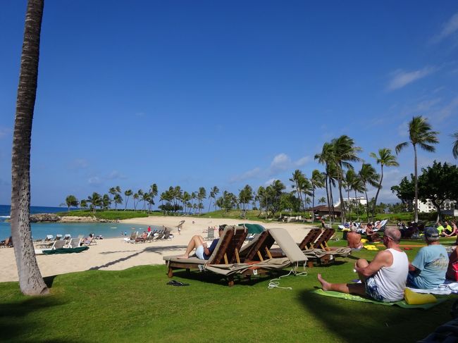 ホテルに戻り、昼食を食べたあと、夕方までビーチでのんびり。