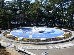 松原公園
桜茶のサービスや、お土産物や桜餅、いちご大福等の販売などありました
土肥桜の名所のスタンプラリーをやっているので、順番に見て周ります