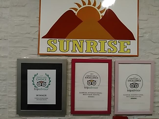 管理人は優しく人柄も良かったです。ホテルは表彰されてましたが、部屋の広さがウーンって感じです。１泊素泊まり２名で、約1万円です