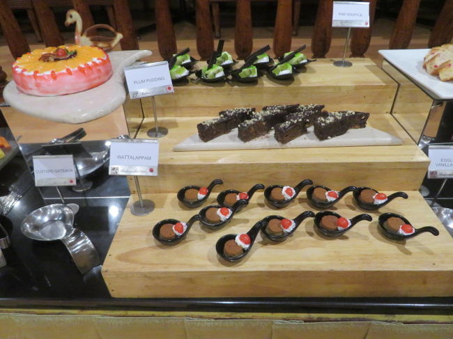 アンバサダー・バラーバホテルのレストラン、デザート