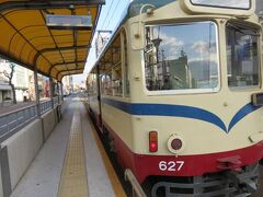 大橋通の電停からとさでんの路面電車に乗ります。