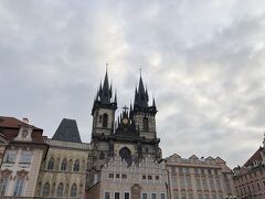プラハ城からもよく見えたティーン教会