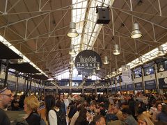 たまたま降りた駅がリベイラ市場の前！お腹一杯なのにちょこっと寄ります。