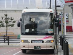 高岡駅から七尾駅まではわくライナー。
和倉行きのわくライナー。
運転手さんのアナウンスも素敵でした。