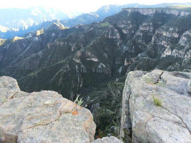 そこからの眺めは・・・。<br />銅峡谷（Barranca del Cobre）。すごい！<br /><br />tanupamさん撮影