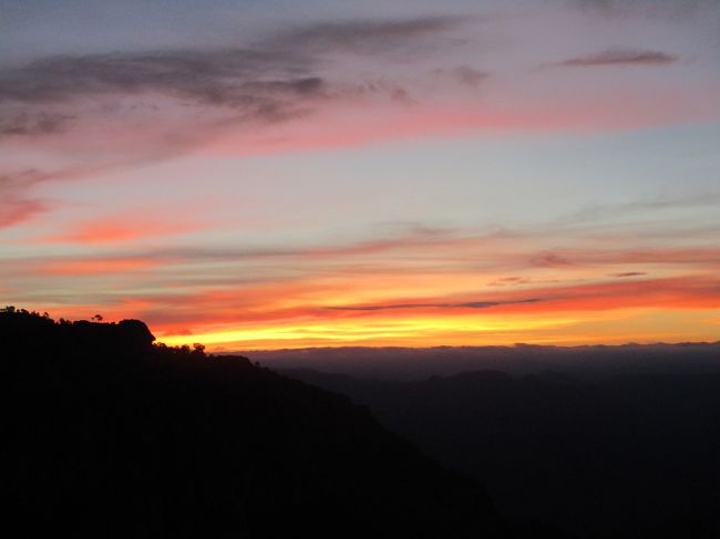 おはようございます。<br />朝焼けです。<br /><br />