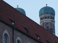 【Frauenkirche】聖母教会ﾌﾗｳｴﾝ

取りあえず　場所の確認
さぁ、ミュンヘンへ着いたと　気分を満喫
