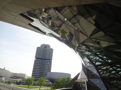 【The BMW head office】
ミュンヘンといったら、これ。
ご一緒して頂いた　Nさんご夫妻の愛車
ここは、外せない