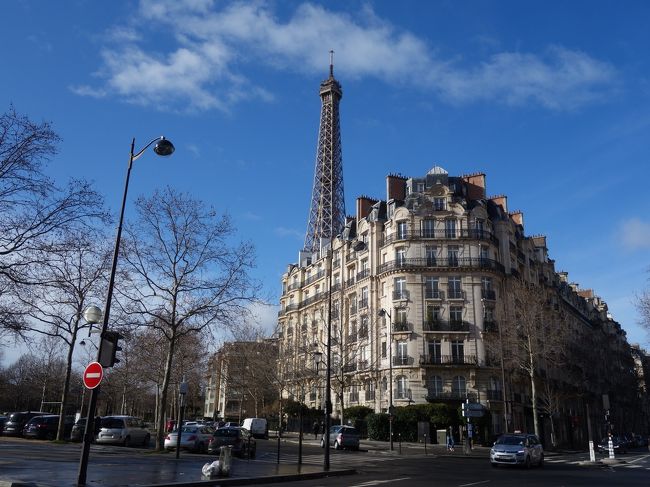 ドミニク・ゴー パリの街並シリーズの人形・ベンチ・街灯・キオスク・メトロ入り口 ドミニク・ゴー パリの街並シリーズの人形・ベンチ・街灯・キオスク