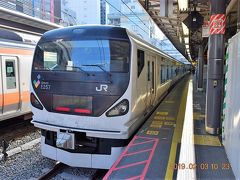 マイカーで行くと首都圏の混雑に巻き込まれるのがうっとおしいので最近はすっかり鉄道移動が恒例となりました(^^ゞ

新宿駅11：00発の特急あずさで途中、塩尻乗換えで奈良井宿へ向かいます。