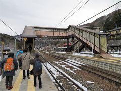 そして奈良井駅には14：08到着。

自宅を出てからおよそ5時間！半日電車の長旅ですわ。