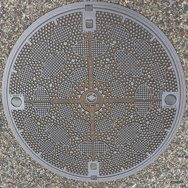 鵜沼宿駐車場前のマンホール　<br />岐阜県各務原市鵜沼西町