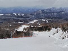 いざ滑ります！！

ゲレンデも空いていて気持ちよくすべることができました。