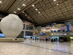 ソウル駅でキャリーバックをピックアップし、電車で金浦空港に来ました。
寄り道なしです。