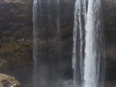 最初は有名なセーリャラントスフォス