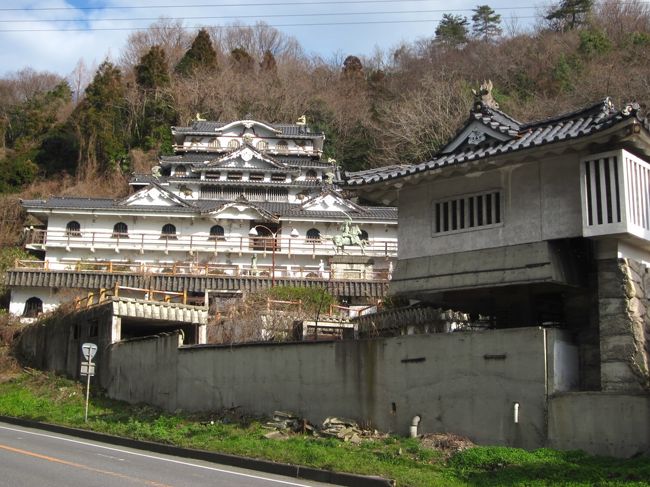 江州・彦根 今も放置された廃墟のパラダイス佐和山遊園跡をぶらぶら歩き旅