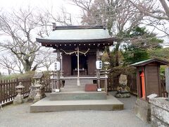 葛城神社
平安時代からの歴史を誇る神社にお参り