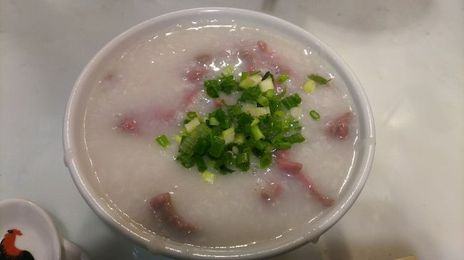 香港でおかゆを食べることは目的の一つでした。