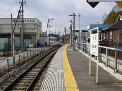 沢田駅で下車。
ここは牡蠣スポット。

石巻9:33ー9:43沢田　石巻線