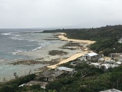 トンネルを抜けると展望台があって、この景色