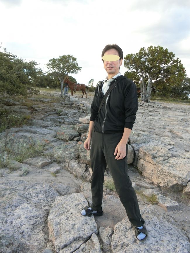 乗馬、楽しいね～。<br />今日は、全然、腰が痛くならないよ～。と、tanupamさん。<br /><br />tanupamさんカメラ。撮影＝私。