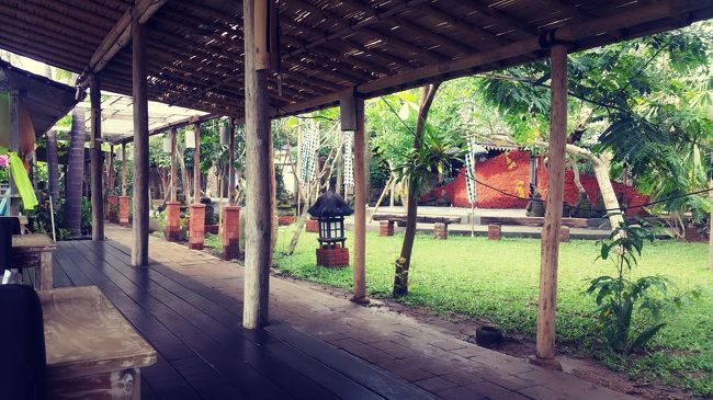 あ、こっちは田んぼViewじゃなかったね( ˊᵕˋ ;)<br /><br />造園屋さん??みたいでお庭が広いの!!!