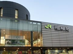 函館駅。
以前の駅舎は、もう全く思い出せません。